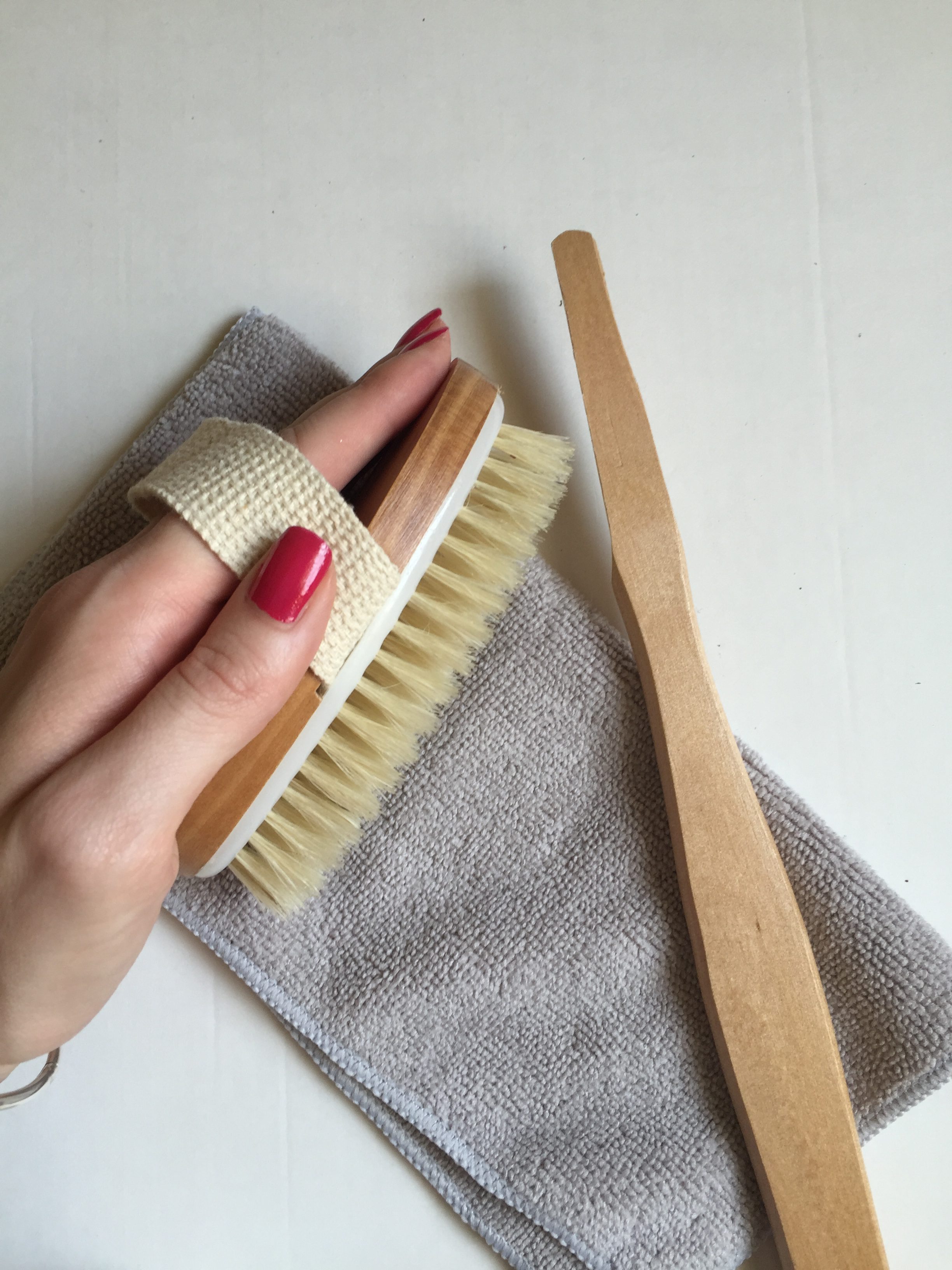 MON MODE | Beauty | Dry Brushing