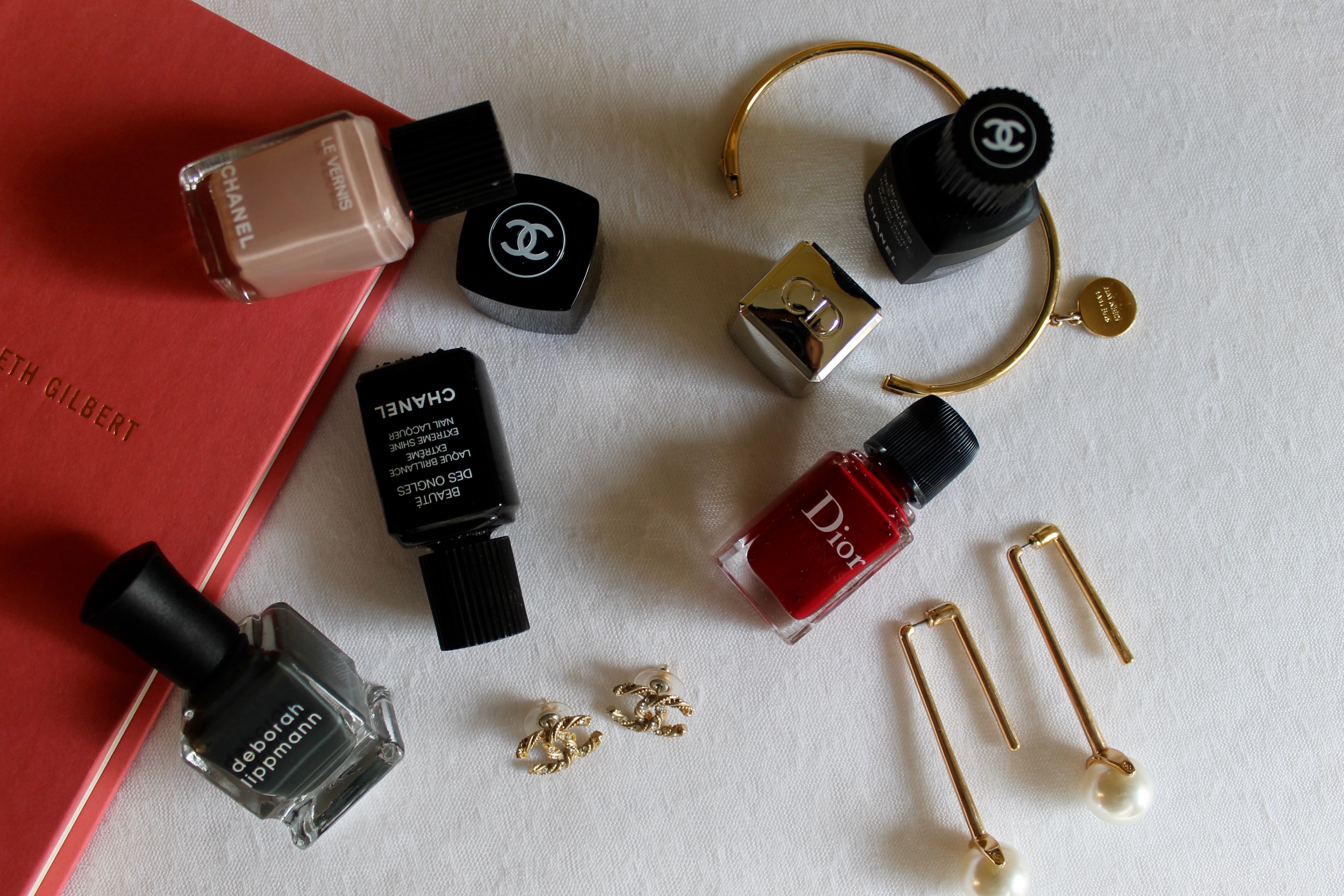 MON MODE | Fashion Blogger | Beauty Blogger | Nail Polish Colours | Chanel | Dior | Berlin | Flatlay