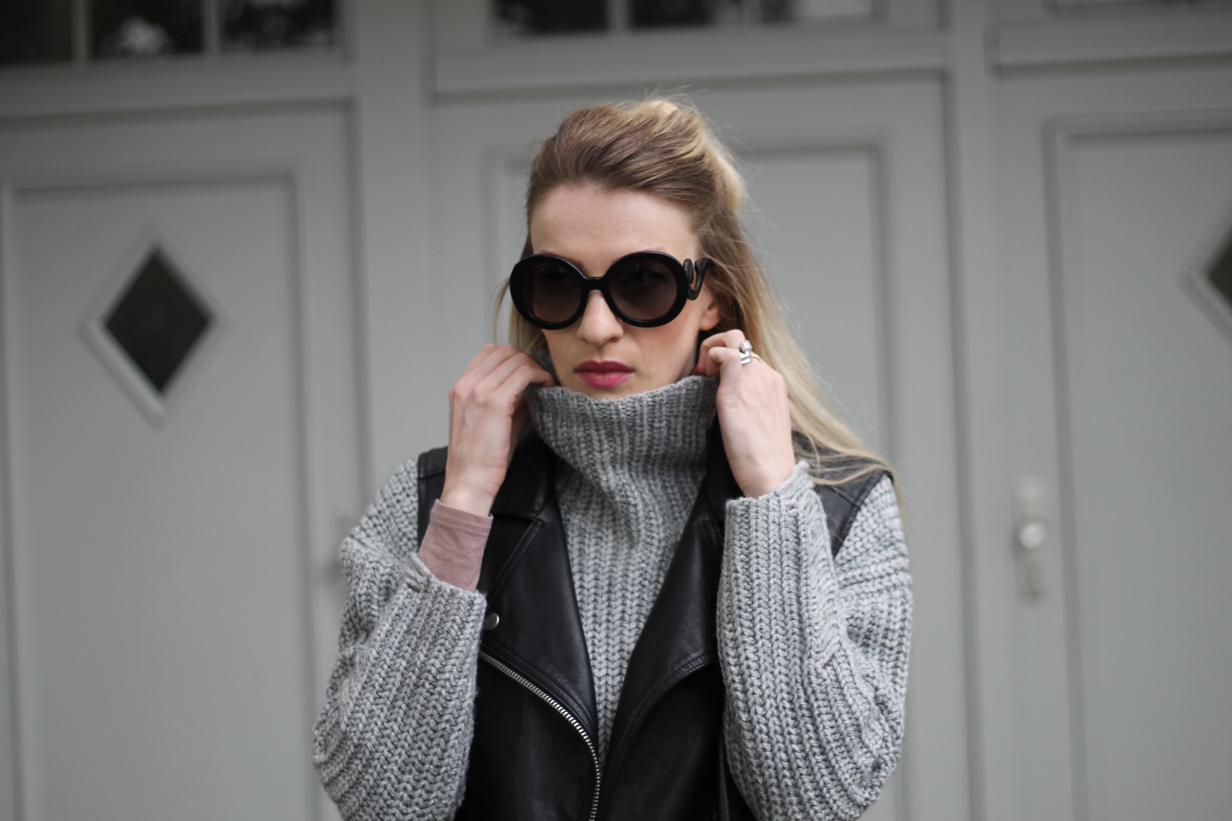 Mon Mode, Fashionblog, Berlin, Knitwear, Chunky Knits, Vest, Biker Vest, Leather Vest, Celine Sunglasses, Berlin Fashion Blog, Canadian Fashion Blog