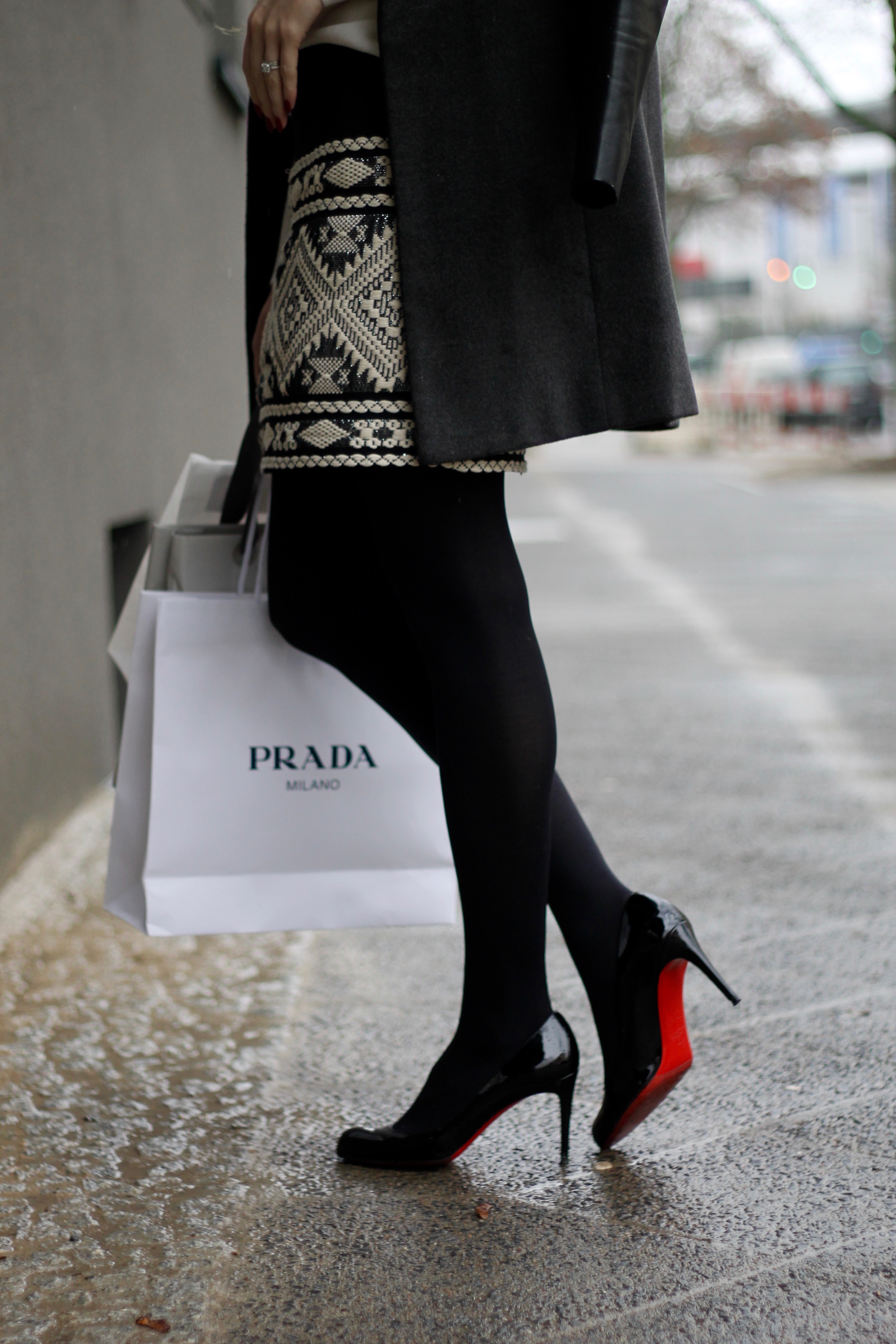 MON MODE | Fashion Blogger | Berlin Street Style | Fashion Trends | Berlin Fashion | Christmas Louboutin | Christmas