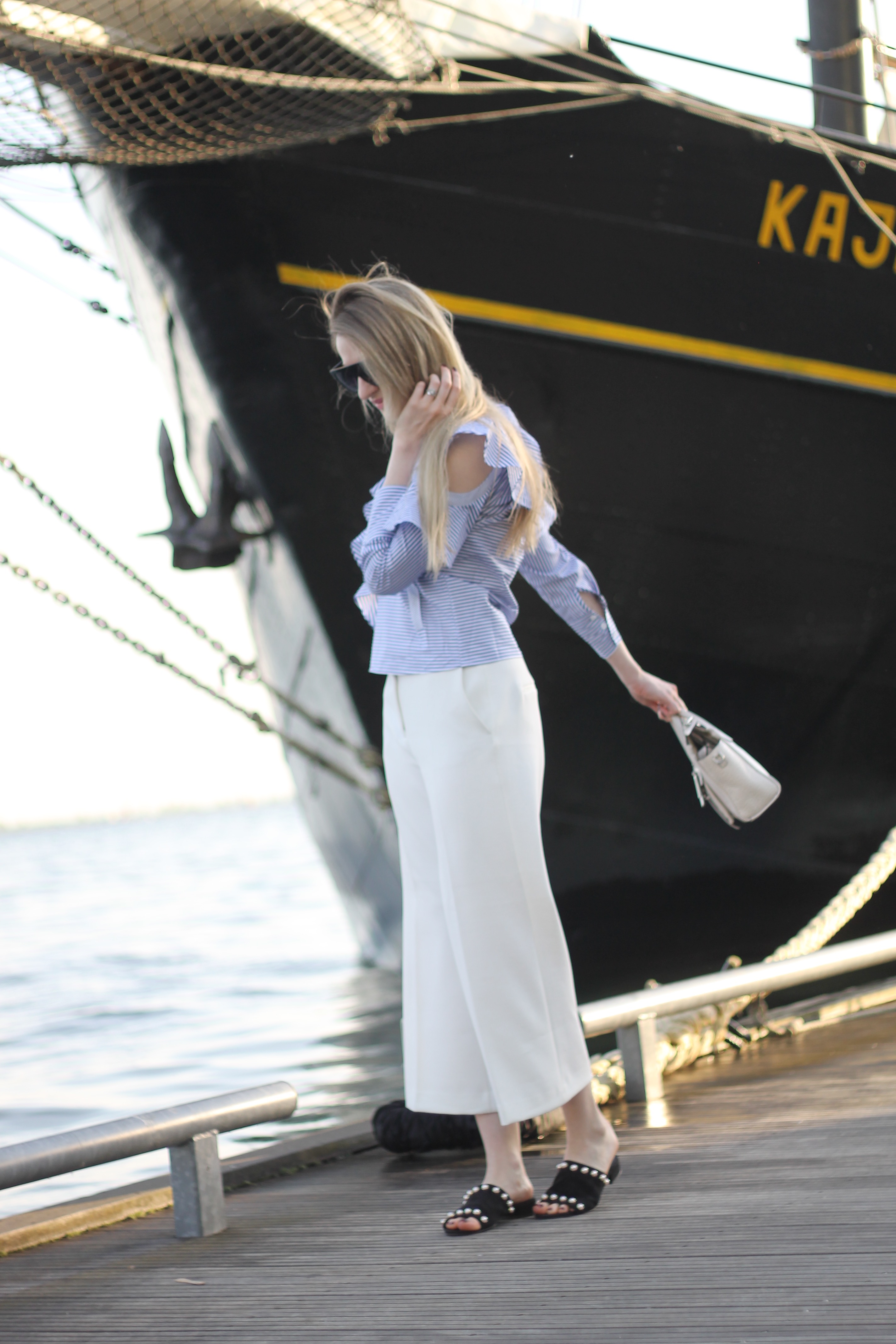 MON MODE Blog | Mon Mode | Style Blog | Toronto Blogger | Sail Boat| Toronto Harbor| Sunset | Ruffle Blouse 