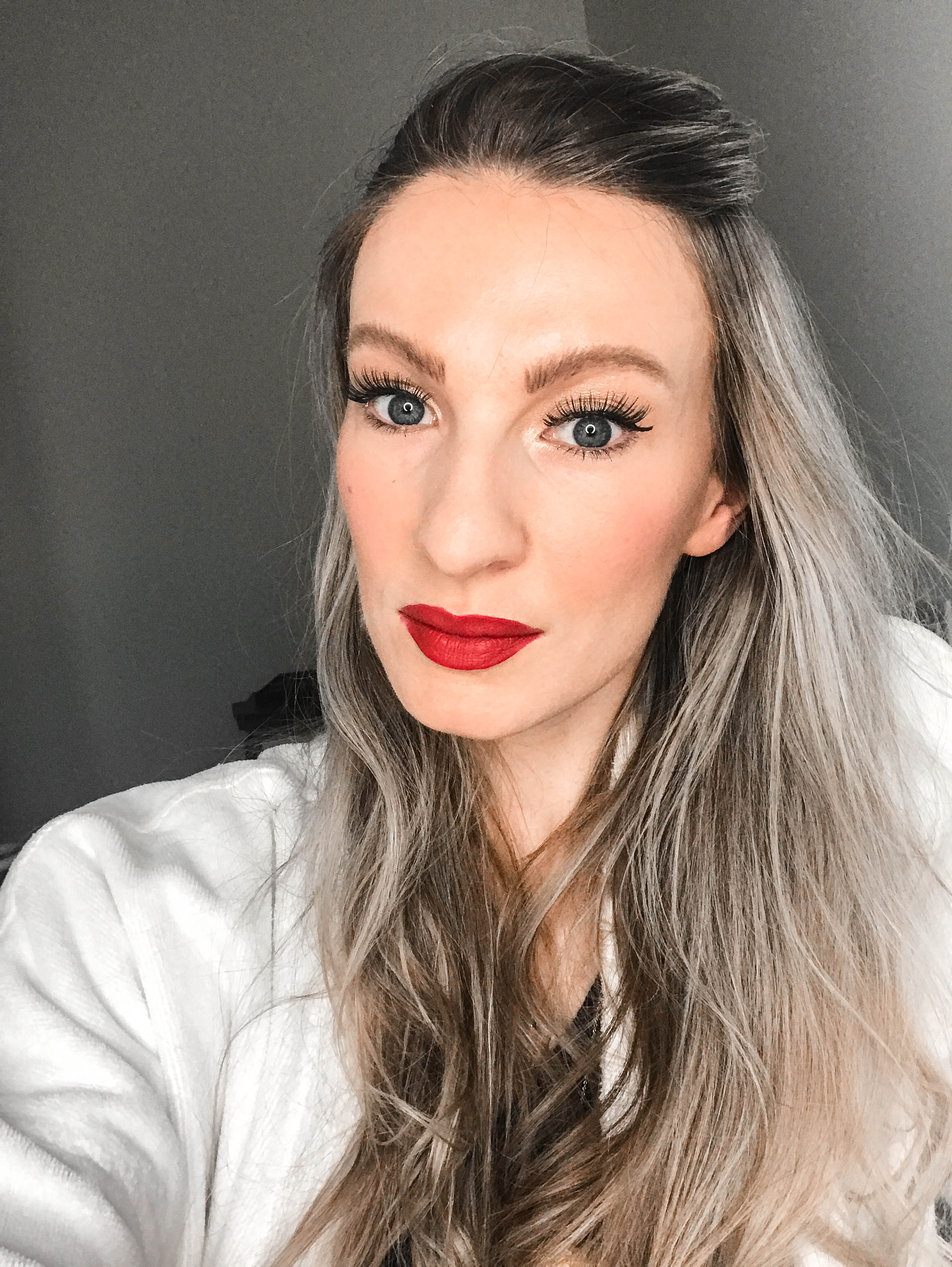MON MODE Blog | Mon Mode | Style Blog | Toronto Blogger | Holiday Make Up | Glam Makeup