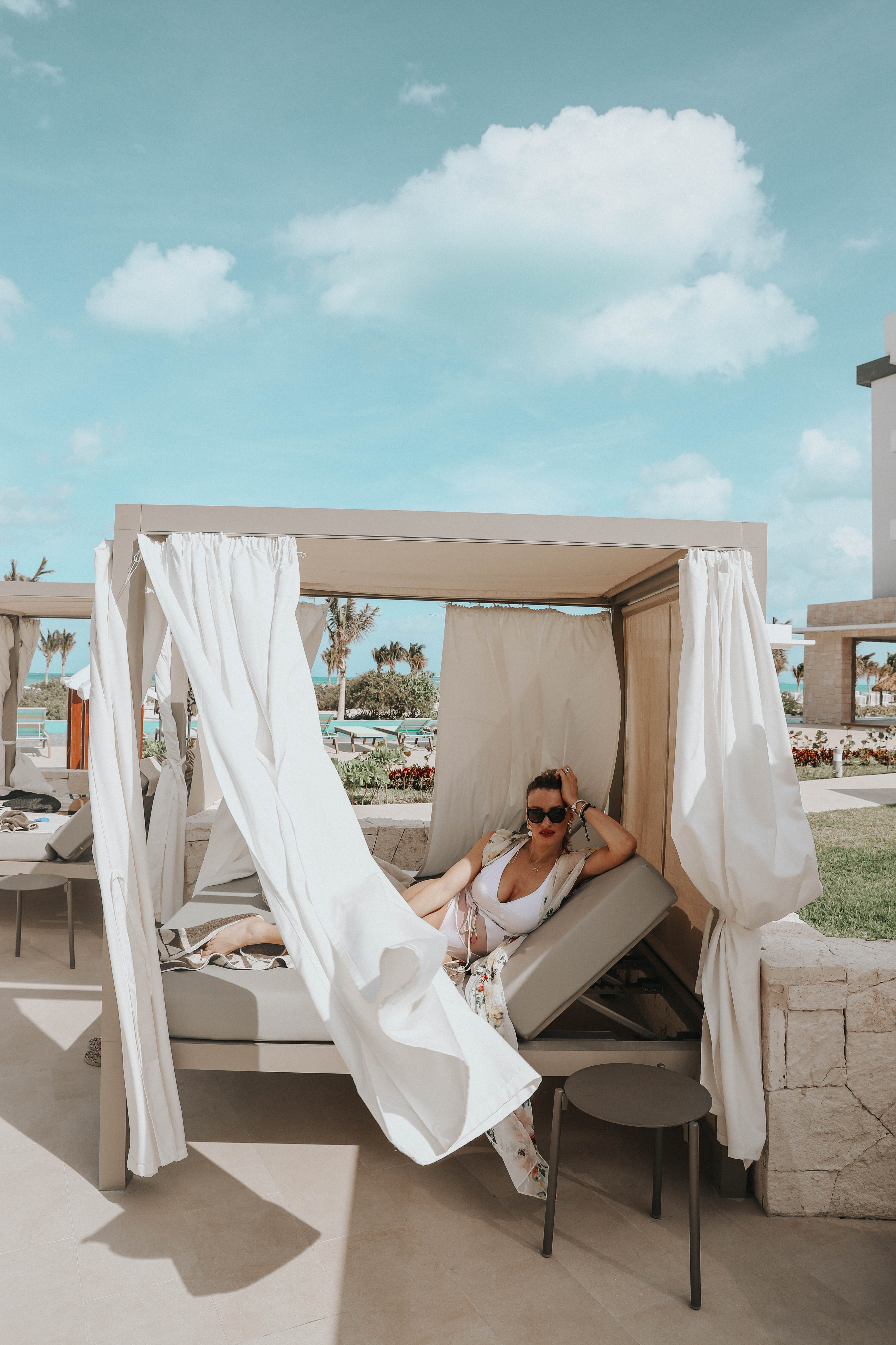 MON MODE | Fashion Blogger | Travel Blogger | Mexico | Bali Beds | Cabana 