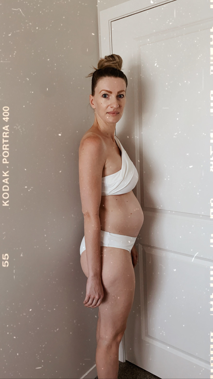 MON MODE Blog | Mon Mode | Style Blog | Canadian Mom Blogger | Prevent Stretch Marks Pregnancy
