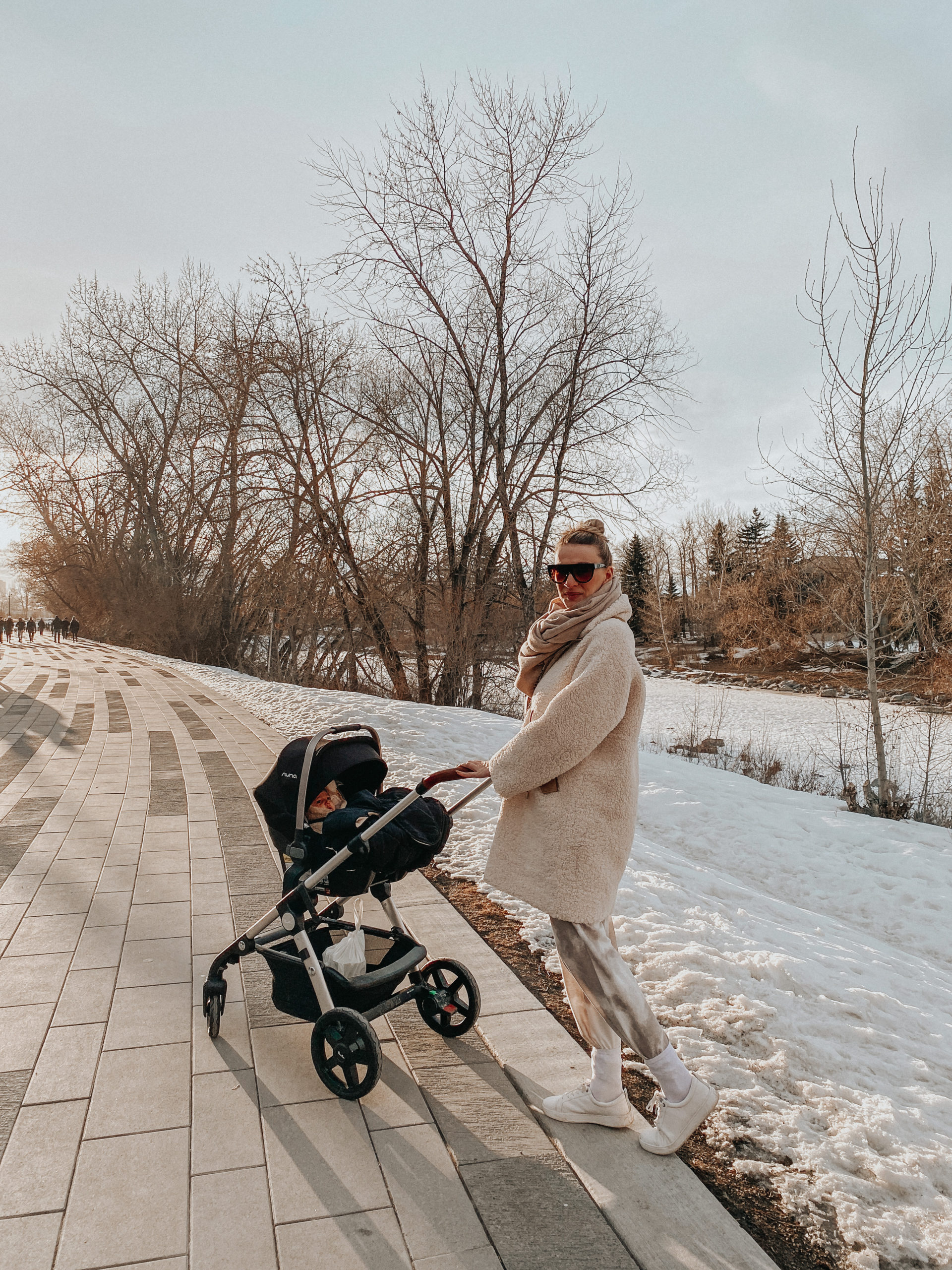 MON MODE | Toronto Blogger | Mom Blog | Family Blog | Nuna Pipa Lite Review | Nuna Pipa Lite